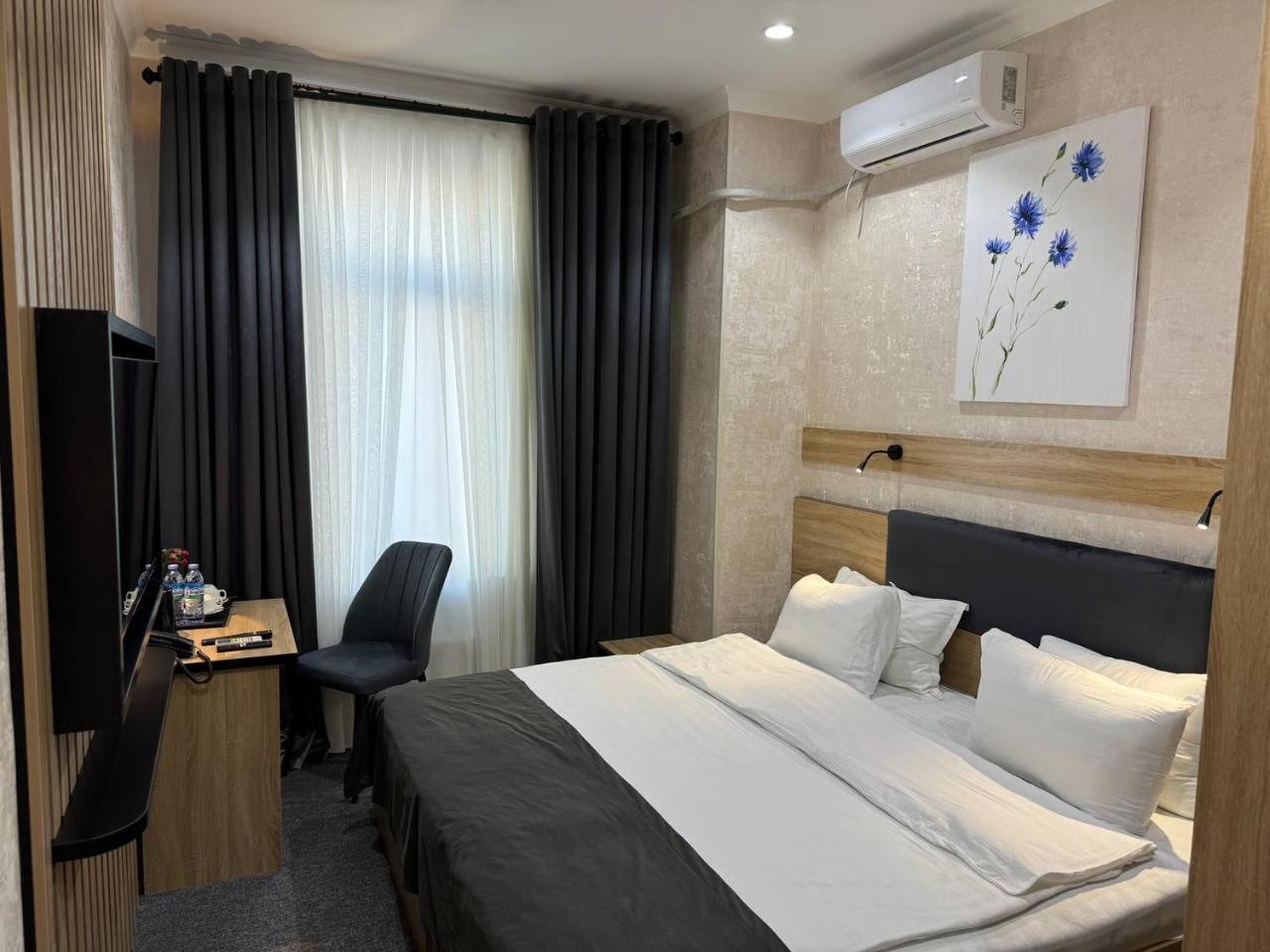 Art Residence Hotel Tasjkent Eksteriør billede